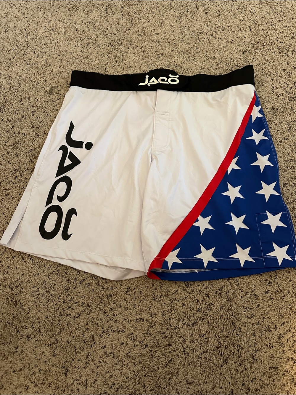 UFC fighter shorts size 38 Men's White Patriotic Star Athletic Shorts